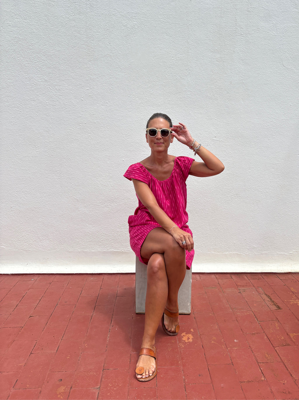 Short frill dress pink ikat