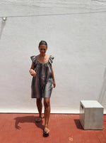 Short frill dress black/beige handloom