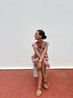Short frill dress animal screen print