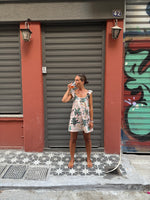 Short frill dress animal screen print