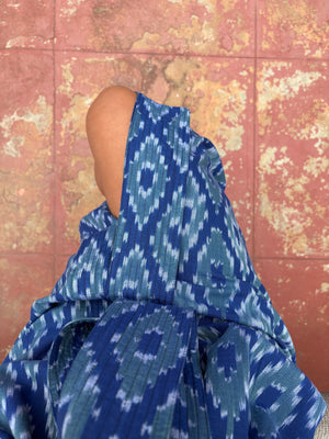 ikat 057
